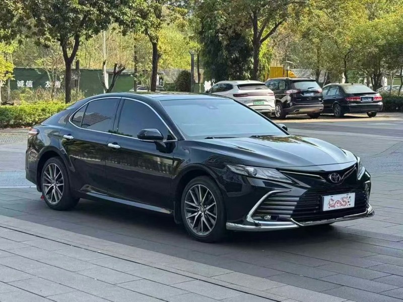 佛山22年丰田凯美瑞2