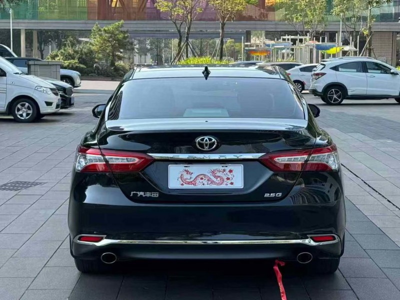 佛山22年丰田凯美瑞9