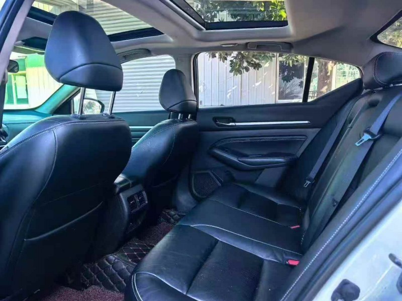 淮安20年日产天籁6