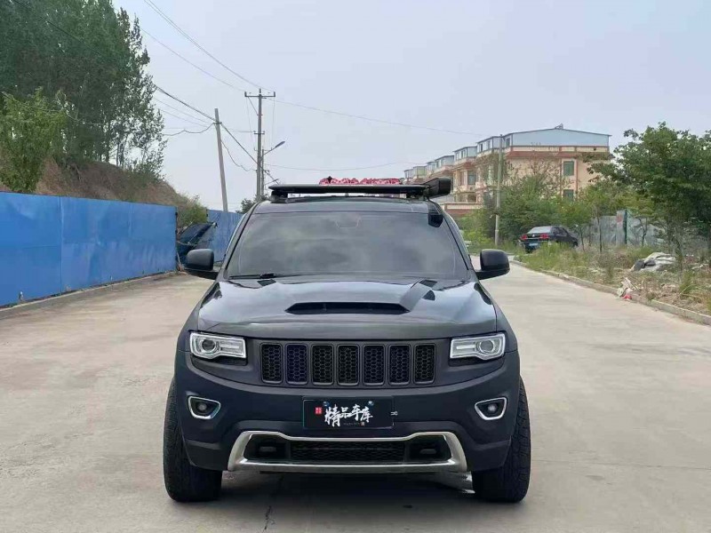 青岛13年Jeep大切诺基1