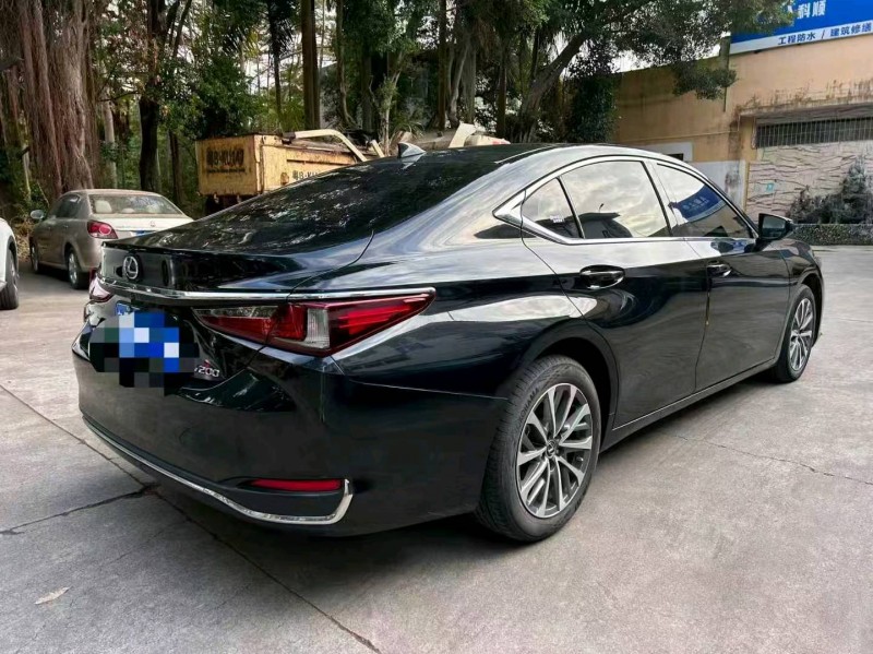 东莞23年雷克萨斯ES2