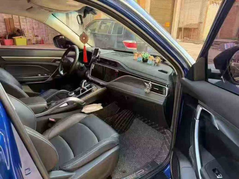 梧州21年吉利博越4