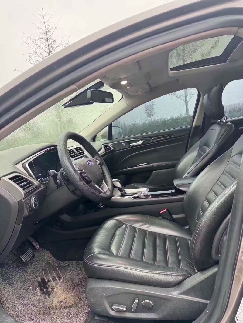 济南15年福特蒙迪欧8