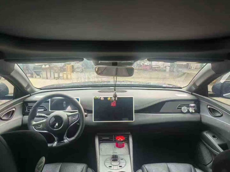 张家界25年比亚迪海豹5