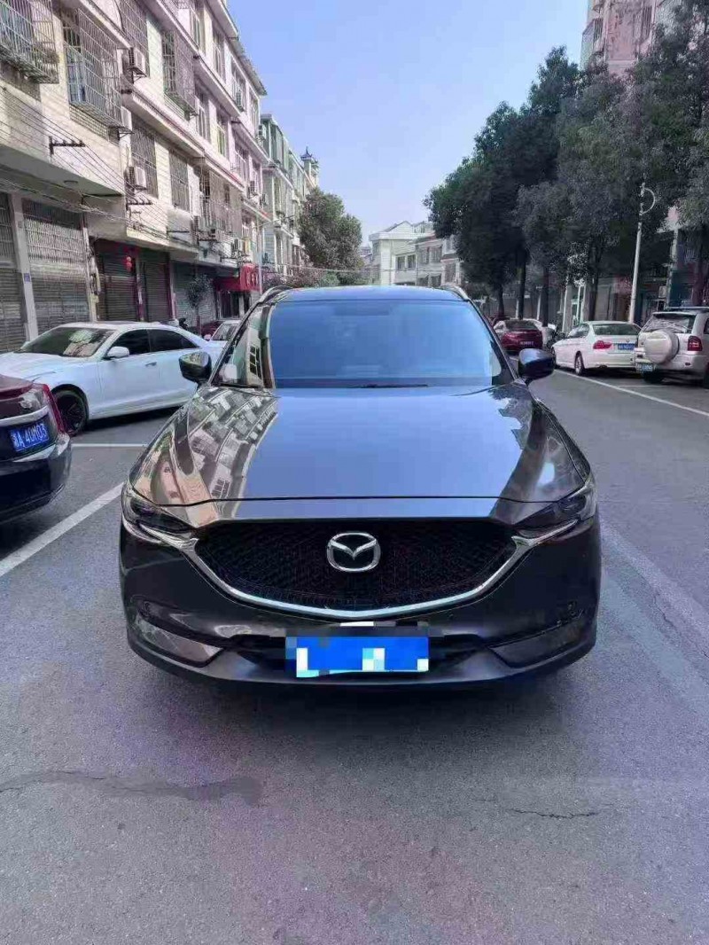 邵阳20年马自达CX-41