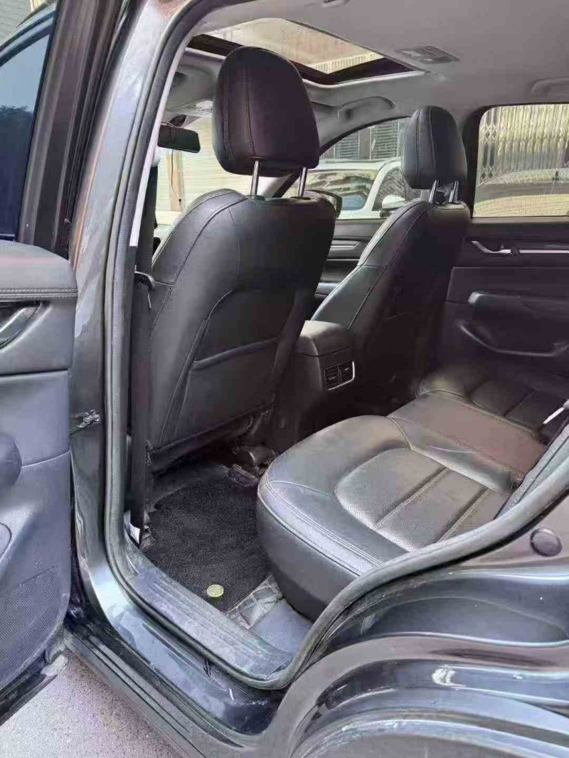 邵阳20年马自达CX-45