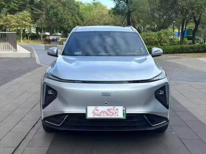 佛山25年吉利银河1