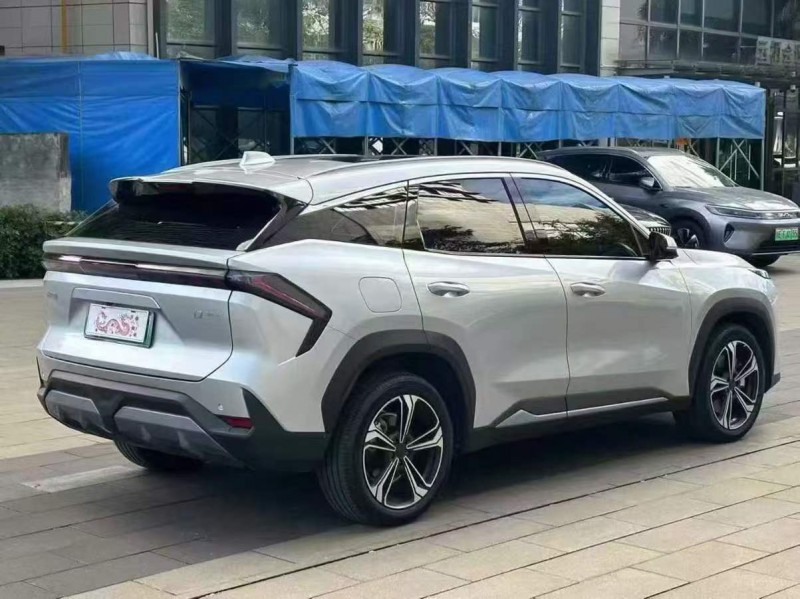 佛山25年吉利银河7