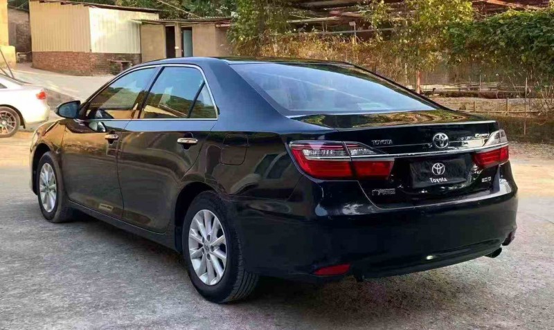 莆田17年丰田凯美瑞4