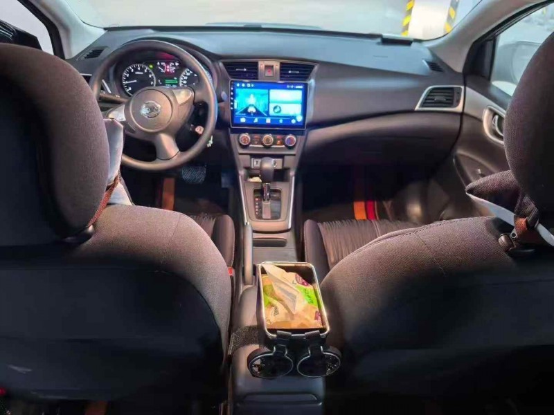 咸阳23年日产轩逸4