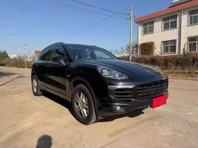 烟台16年保时捷卡宴2