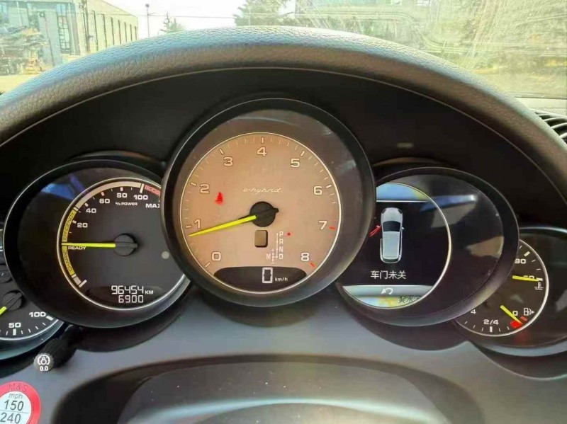 烟台16年保时捷卡宴6