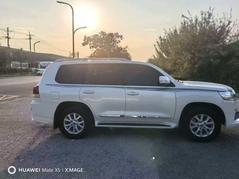 石家庄20年丰田兰德酷路泽3