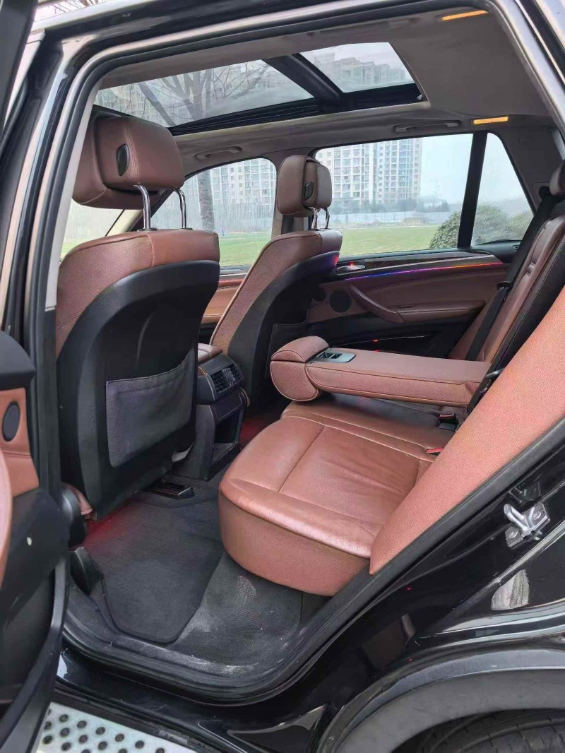 温州11年宝马X54