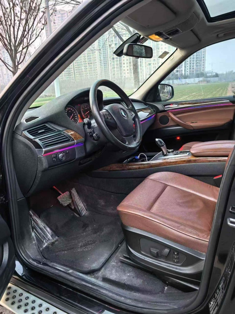 温州11年宝马X56