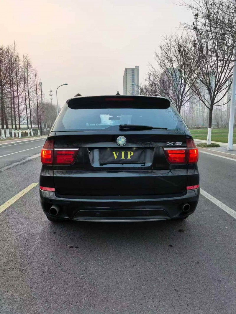 温州11年宝马X59