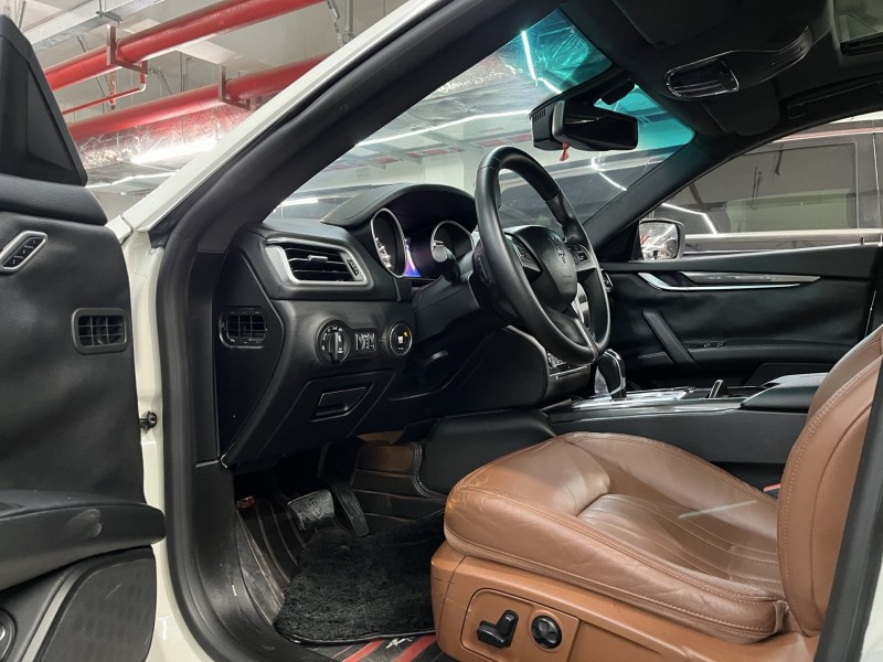 深圳15年玛莎拉蒂Ghibli4