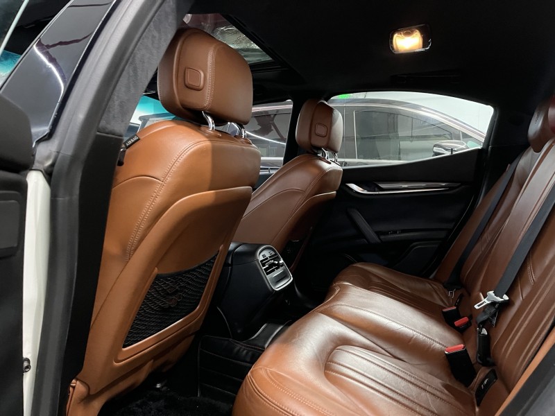 深圳15年玛莎拉蒂Ghibli6