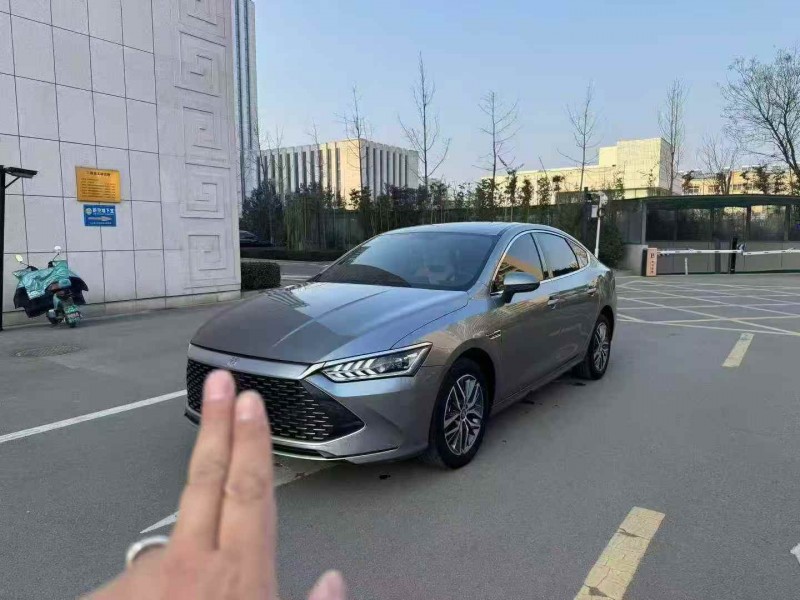 淄博23年比亚迪秦2