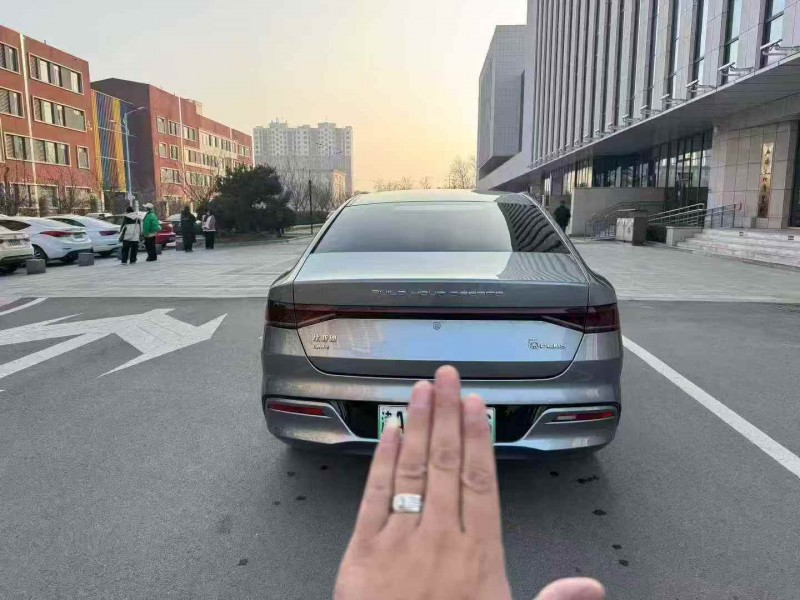 淄博23年比亚迪秦9