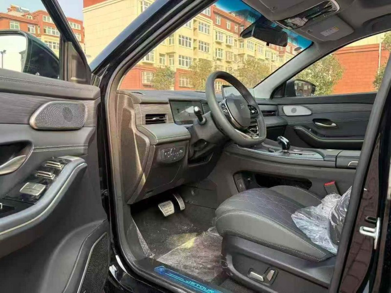 青岛25年奇瑞捷途5