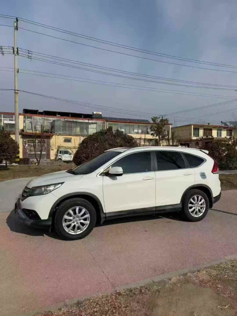 青岛14年本田CRV3