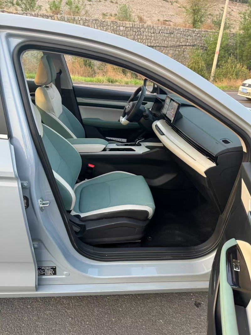 邯郸24年吉利雷神8