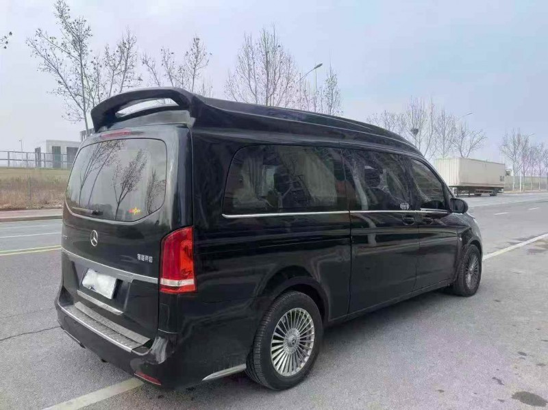 淮南20年奔驰威霆8