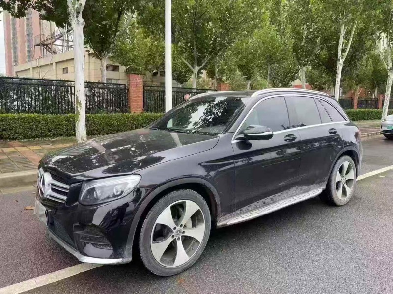 洛阳18年奔驰GLC3