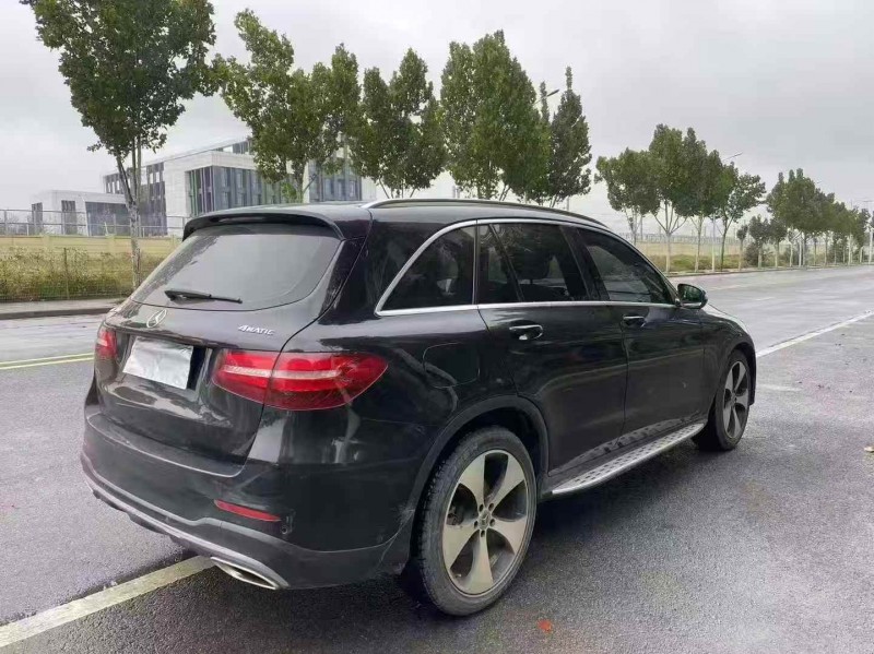 洛阳18年奔驰GLC8