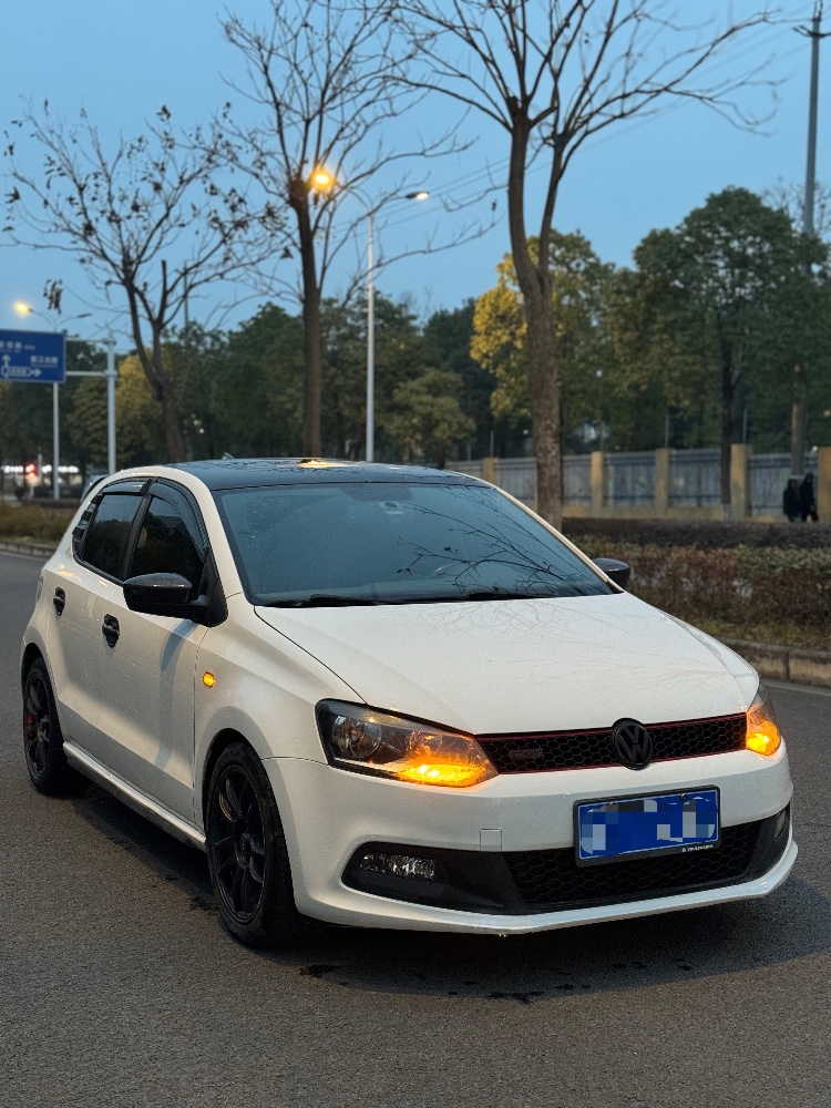 成都14年大众polo2