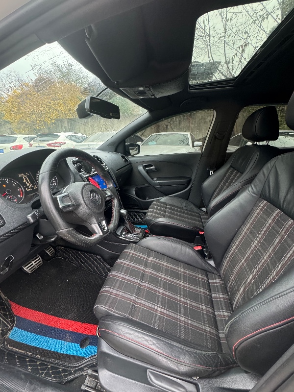 成都14年大众polo4