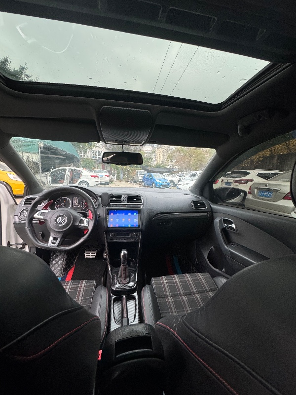 成都14年大众polo5