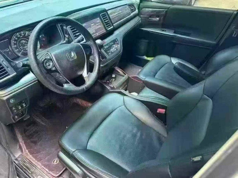 珠海18年本田艾力绅6