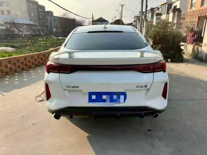 苏州22年江淮思皓7