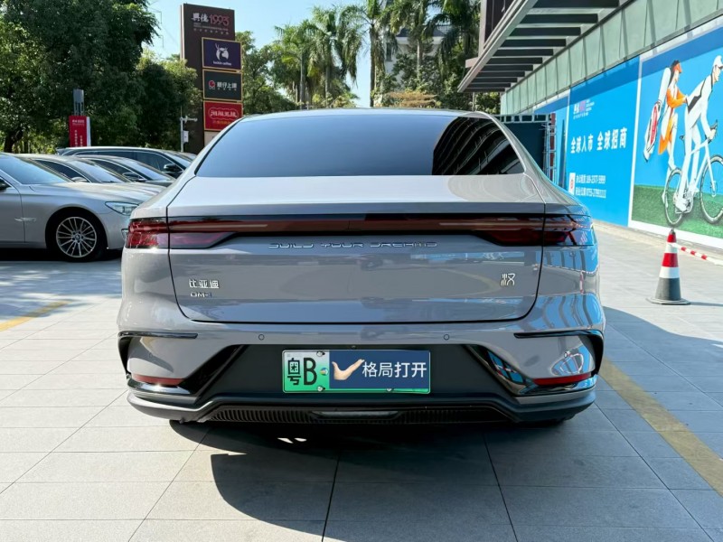 深圳24年比亚迪汉8