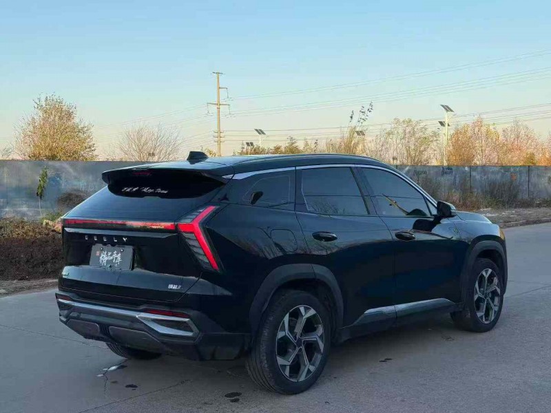 青岛24年吉利博越8