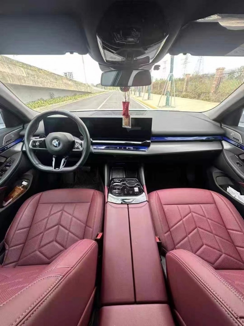 广州24年宝马5系7