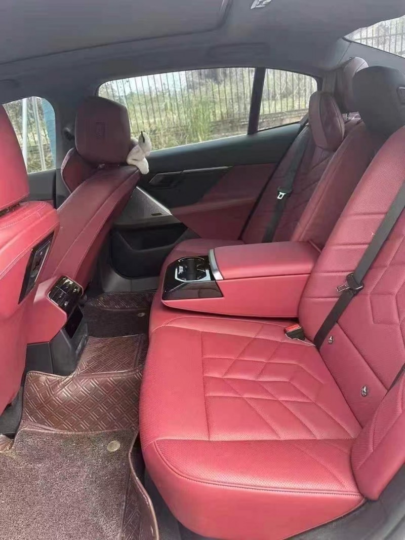 广州24年宝马5系8