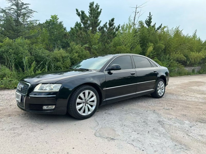 青岛10年奥迪A8L1