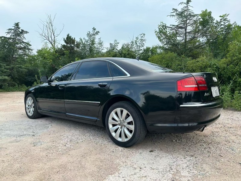 青岛10年奥迪A8L6