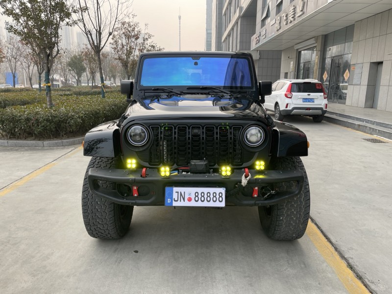 济宁13年Jeep牧马人1