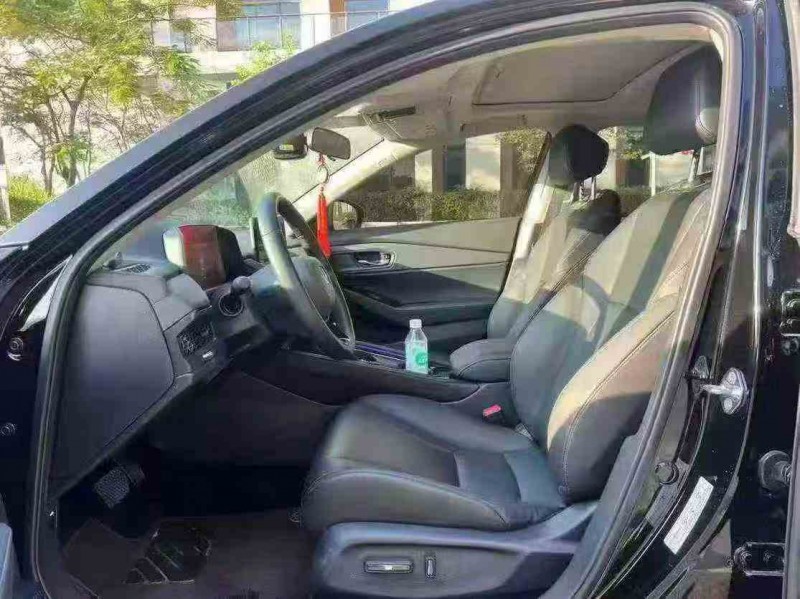 湛江25年本田雅阁6