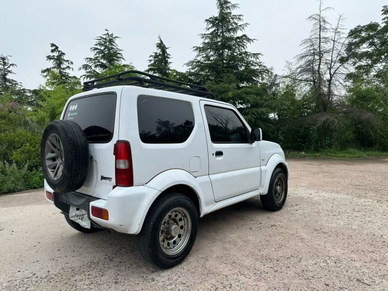 青岛16年铃木吉姆尼7