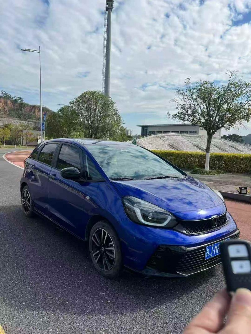 南宁23年本田飞度3