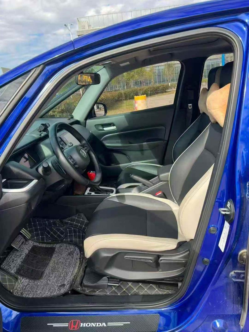 南宁23年本田飞度4