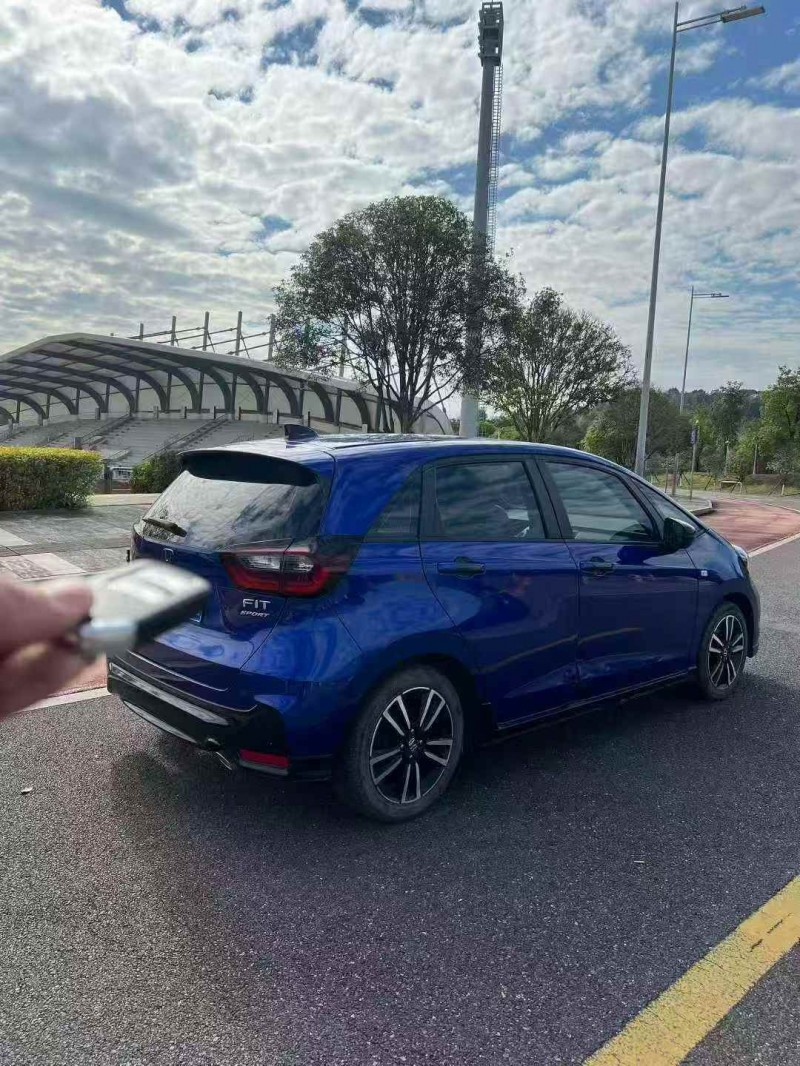 南宁23年本田飞度8