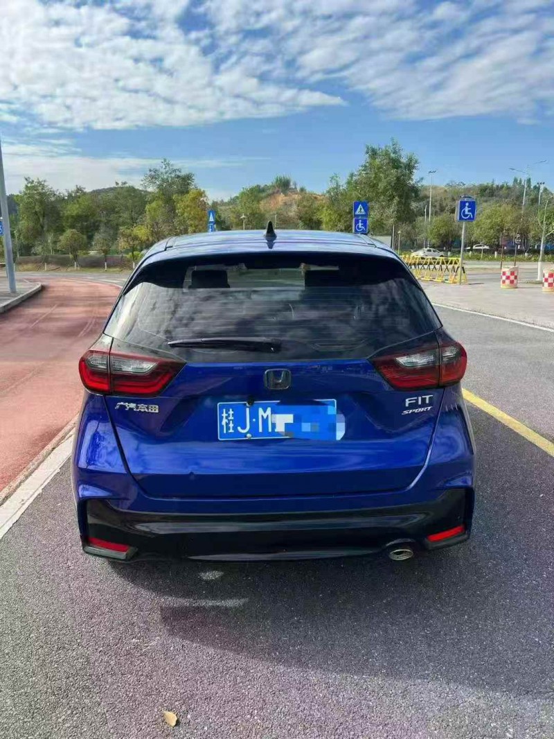 南宁23年本田飞度9