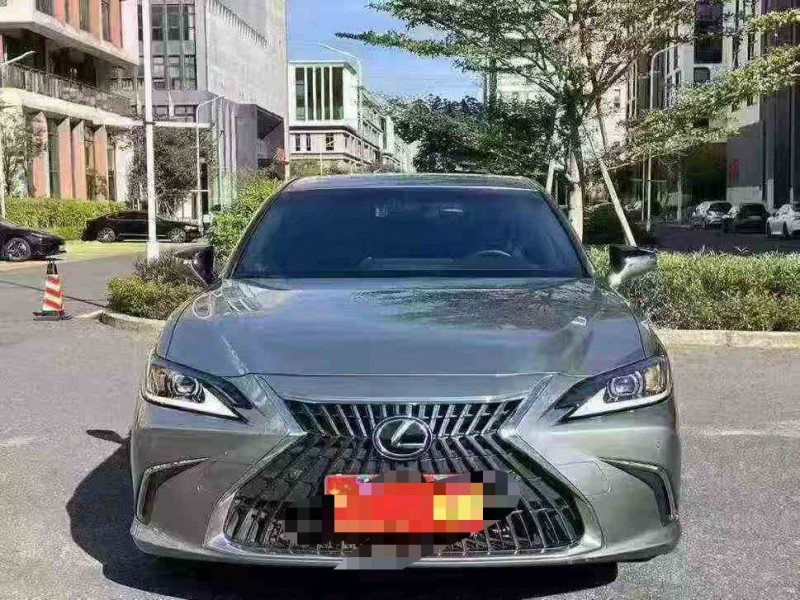 湛江24年雷克萨斯ES1