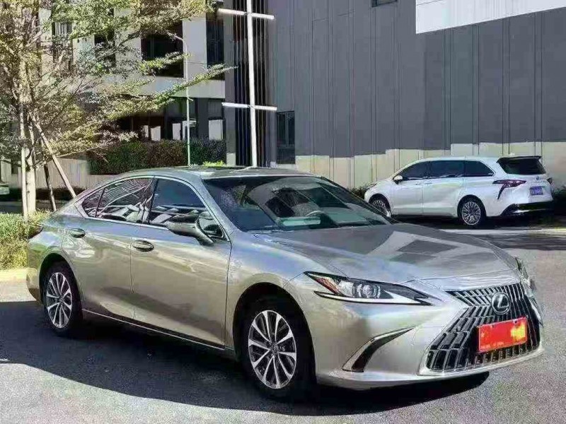 湛江24年雷克萨斯ES2